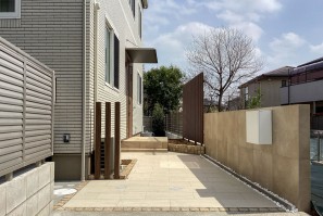 ナチュラルモダン×ブラウンカラーのエクステリア@市川市